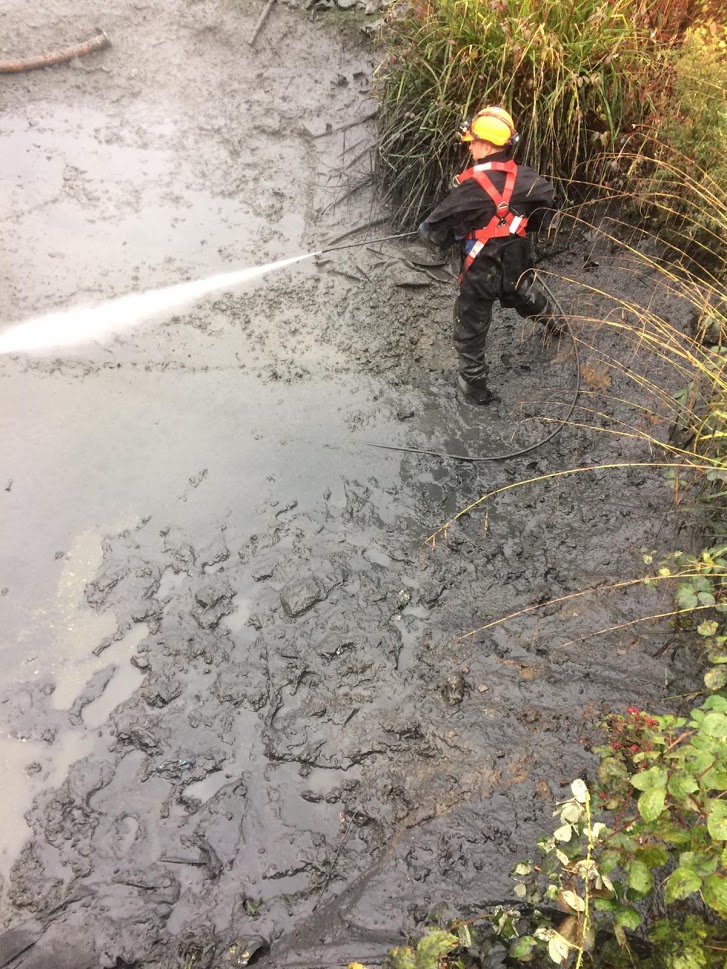 Drain Jetting in action - 1